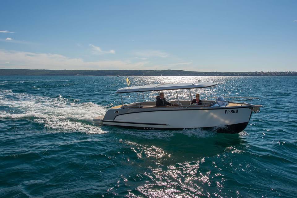 Boat Showrooms